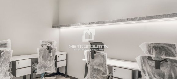 188m² Office in Business Bay, UAE No. 42724 17