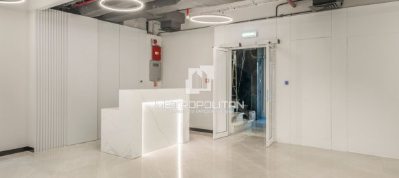 188m² Office in Business Bay, UAE No. 42724 8