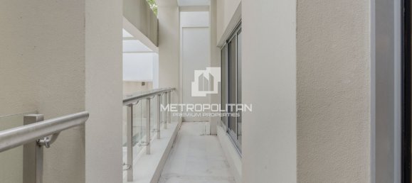 188m² Office in Business Bay, UAE No. 42724 10