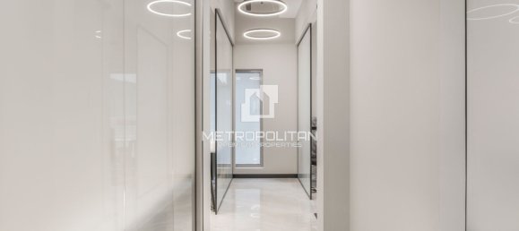 188m² Office in Business Bay, UAE No. 42724 13