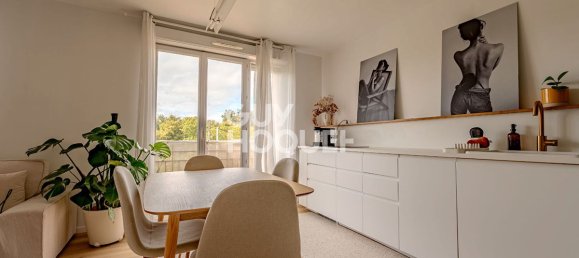 Квартира с 2 спальнями в Сен-Максимен-ла-Сент-Бом, Франция № 363123 4