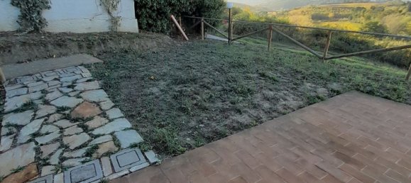 5 rooms Apartment in Certaldo, Italy No. 72032 4