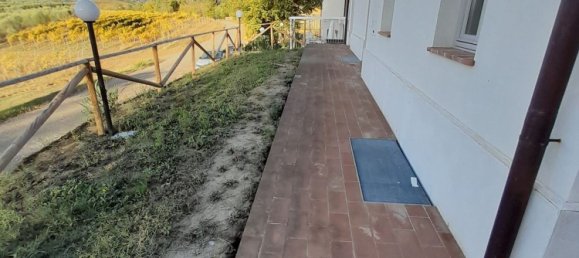 5 rooms Apartment in Certaldo, Italy No. 72032 14