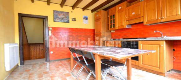 2 bedrooms House in Valdagno, Italy No. 194360 3