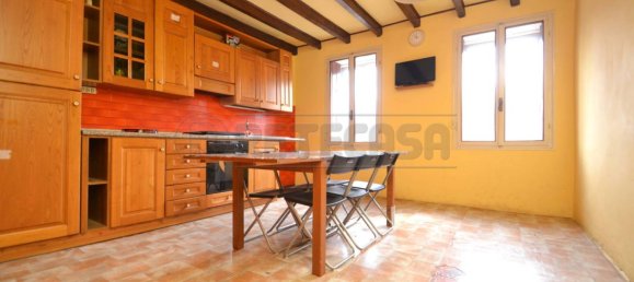 2 bedrooms House in Valdagno, Italy No. 194360 2