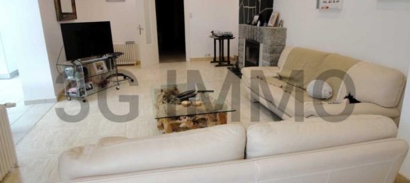 Casa de 6 dormitorios en Gourin, France No. 200353 5