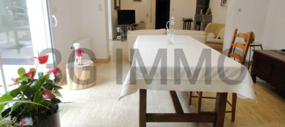 Casa de 6 dormitorios en Gourin, France No. 200353 4