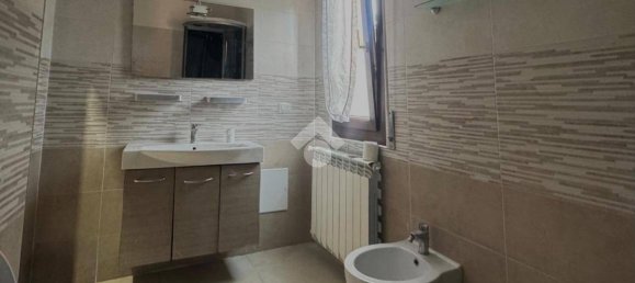 4 bedrooms Apartment in Pontevico, Italy No. 330995 7