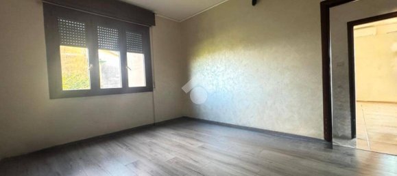 4 bedrooms Apartment in Pontevico, Italy No. 330995 9