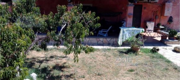 4 rooms House in Cerveteri, Italy No. 186065 3