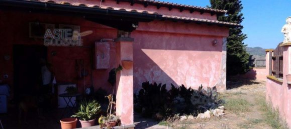 4 rooms House in Cerveteri, Italy No. 186065 15