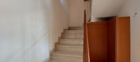 6 rooms House in Piacenza d'Adige, Italy No. 175879 9