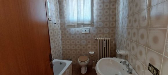 6 rooms House in Piacenza d'Adige, Italy No. 175879 19