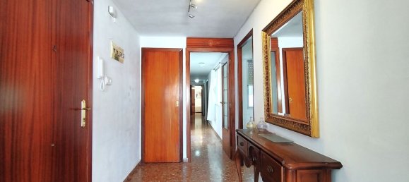 4 bedrooms Apartment in Valencia, Spain No. 185989 18