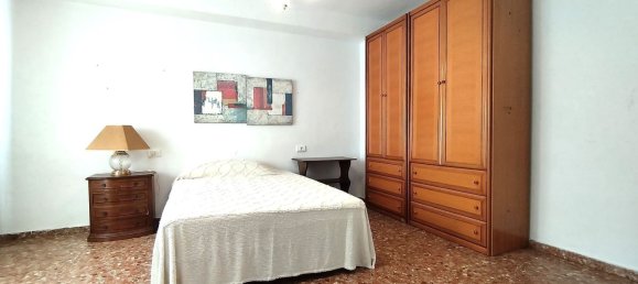 4 bedrooms Apartment in Valencia, Spain No. 185989 33