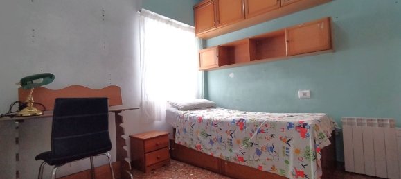 4 bedrooms Apartment in Valencia, Spain No. 185989 25