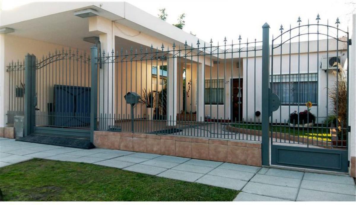 2 chambres Maison à Almirante Brown, Argentina No. 99069