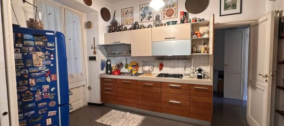 10 غرف نوم شقة في Genoa, Italy رقم 327470 16