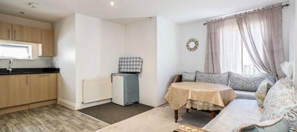 3 Schlafzimmer Wohnung in Cricklewood, United Kingdom, Nr. 5716 2