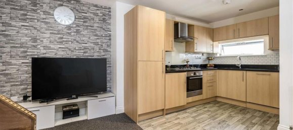 3 Schlafzimmer Wohnung in Cricklewood, United Kingdom, Nr. 5716 3