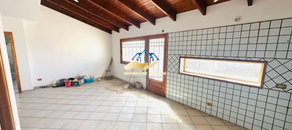 5 bedrooms Apartment in Casteldaccia, Italy No. 344419 19
