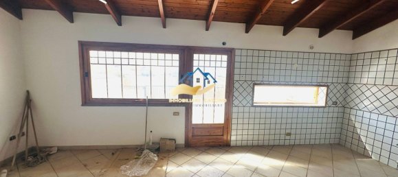 5 bedrooms Apartment in Casteldaccia, Italy No. 344419 21