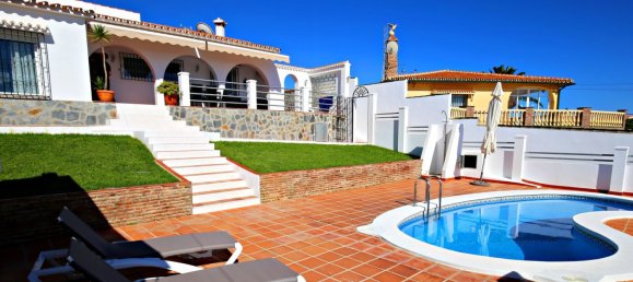 Villa de 3 dormitorios en Caleta de Vélez, Spain No. 58828 4