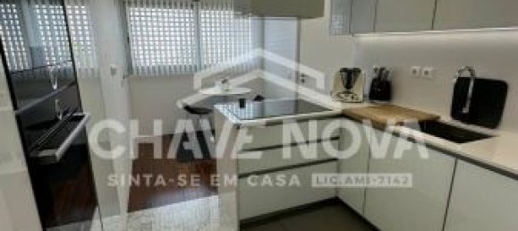 Apartamento T3 em Porto, Portugal N.º 135472 2