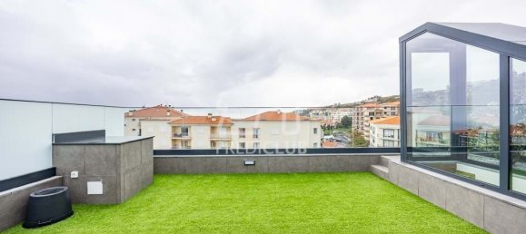 3 bedrooms Penthouse in Canico, Portugal No. 99688 31