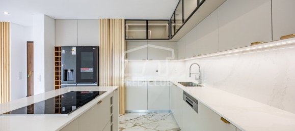 3 bedrooms Penthouse in Canico, Portugal No. 99688 6