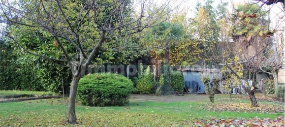 2 Schlafzimmer Villa in Cesano Maderno, Italy, Nr. 313203 25