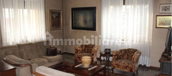 2 Schlafzimmer Villa in Cesano Maderno, Italy, Nr. 313203 4