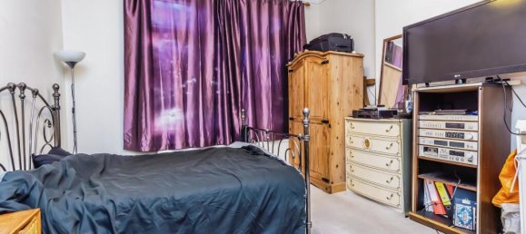 1 bedroom House in South Croydon, United Kingdom No. 7993 7