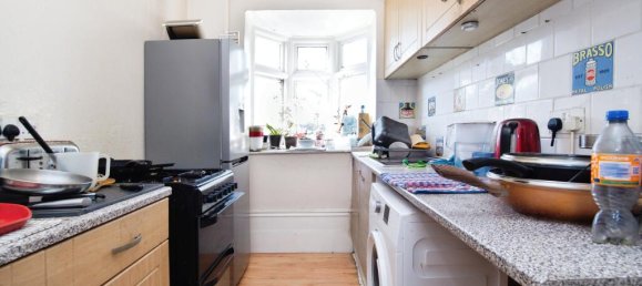 1 bedroom House in South Croydon, United Kingdom No. 7993 5