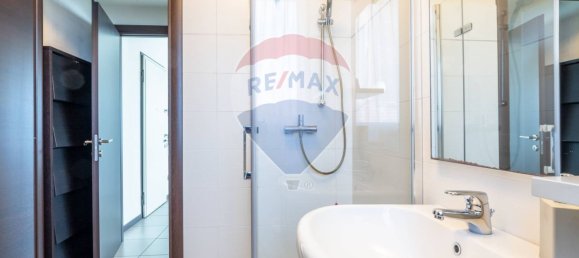 2 bedrooms Apartment in Limbiate, Italy No. 348010 7