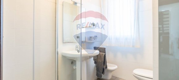 2 bedrooms Apartment in Limbiate, Italy No. 348010 6