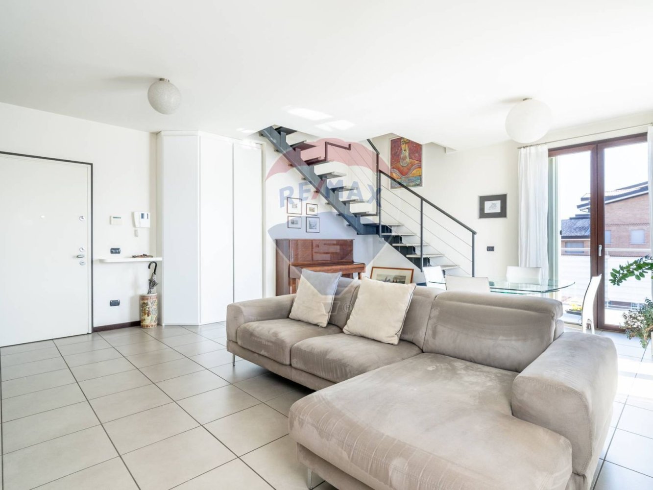 2 bedrooms Apartment in Limbiate, Italy No. 348010