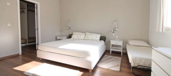 4 bedrooms Villa in Saint Julian's, Malta No. 4441 37