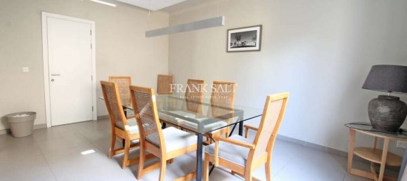 4 bedrooms Villa in Saint Julian's, Malta No. 4441 13