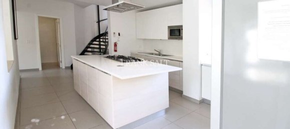 4 bedrooms Villa in Saint Julian's, Malta No. 4441 6