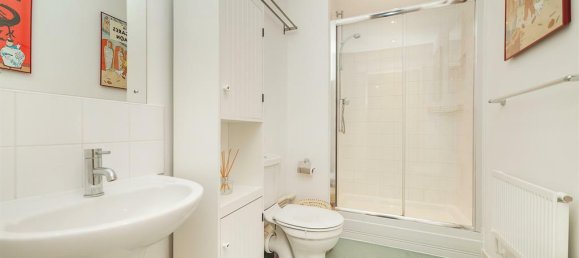 1 bedroom Apartment in London, United Kingdom No. 12576 8