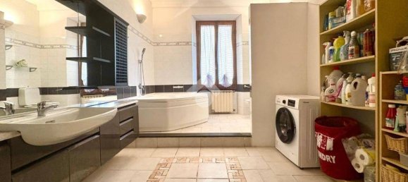 2 bedrooms Apartment in Pontassieve, Italy No. 375666 12