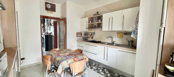 4-salle Appartement à Bitritto, Italy No. 18687 11