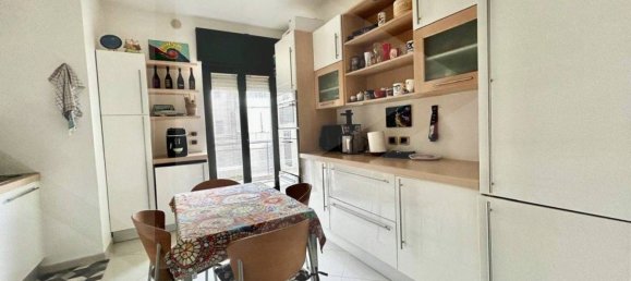 4-salle Appartement à Bitritto, Italy No. 18687 9