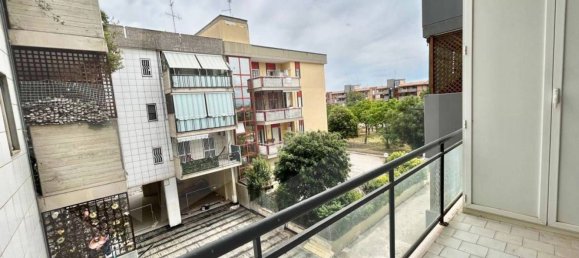 4-salle Appartement à Bitritto, Italy No. 18687 31