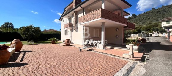 6 bedrooms Villa in Camaiore, Italy No. 63517 16