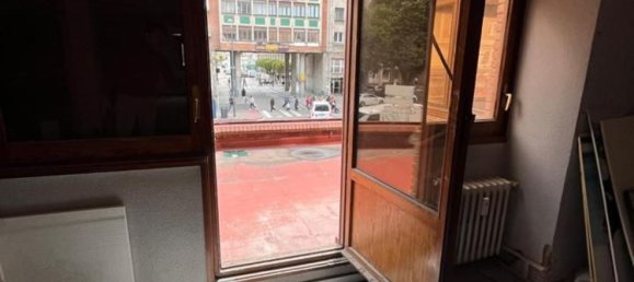 2 bedrooms Apartment in Burgos, Spain No. 74827 10