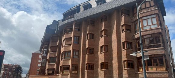 2 bedrooms Apartment in Burgos, Spain No. 74827 2