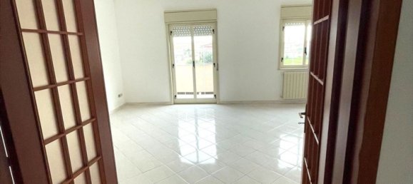 4 rooms Apartment in Marsala, Italy No. 168948 5