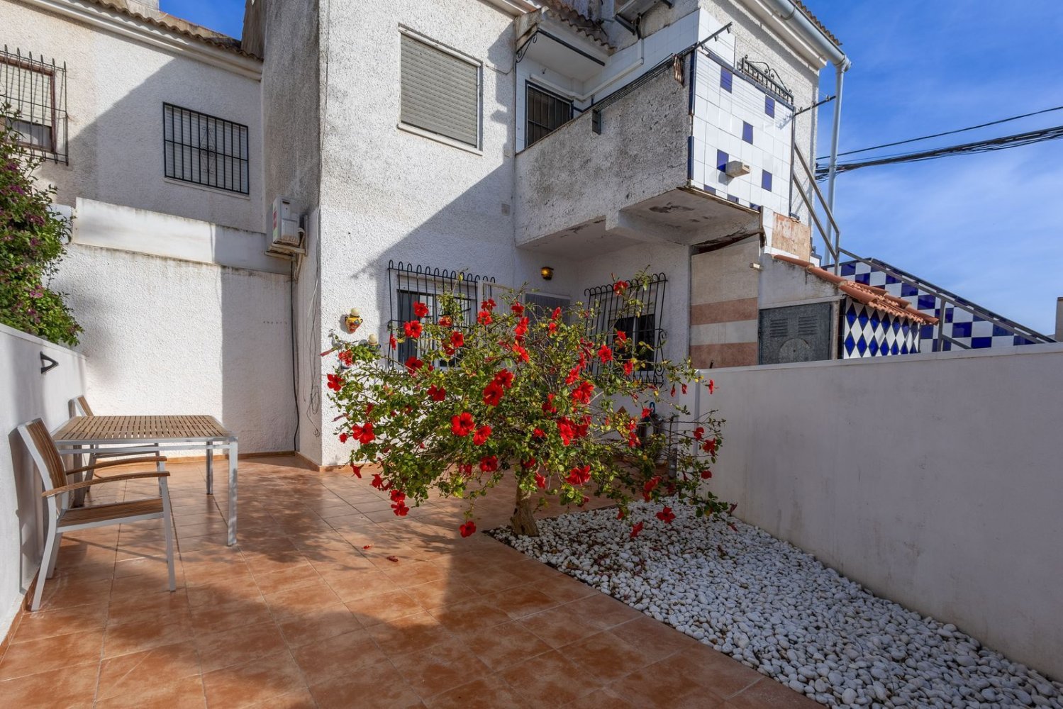  شقة في Torrevieja, Spain 60متر مربع رقم 370090